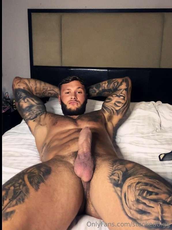 Imagine being on the receiving end of this bad boy then 😈