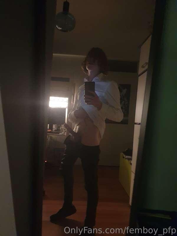 femboy_pfp image #0