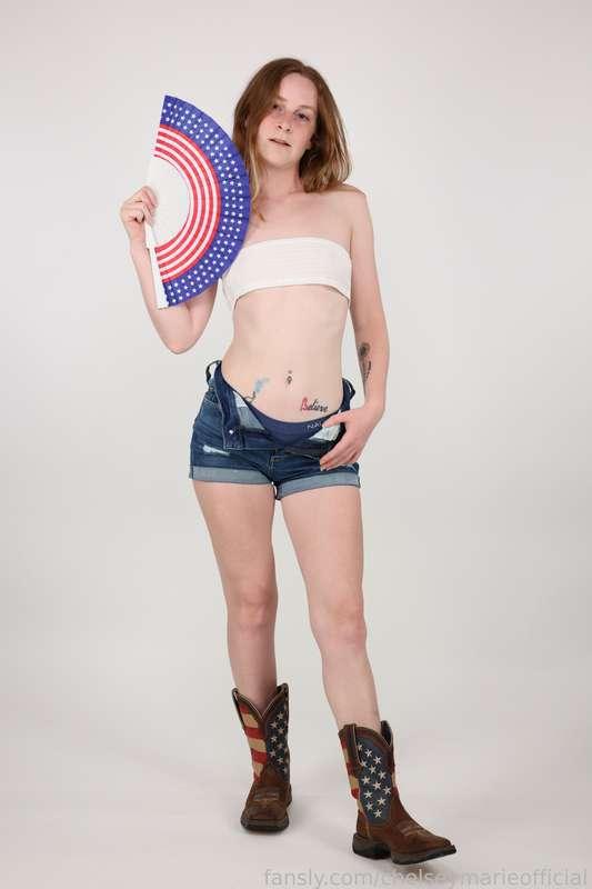 chelseymarieofficial image #27