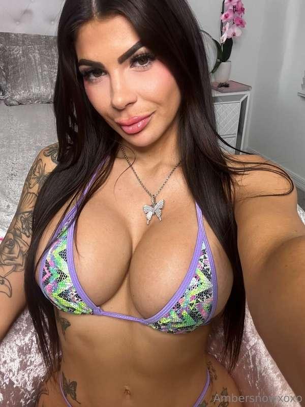 Titty Tuesday Babes 🍒