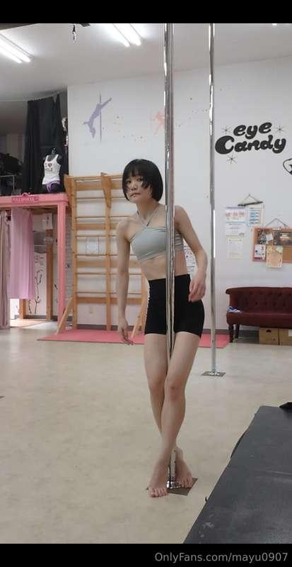 I went to try out pole dancing! It was my first time doing p..