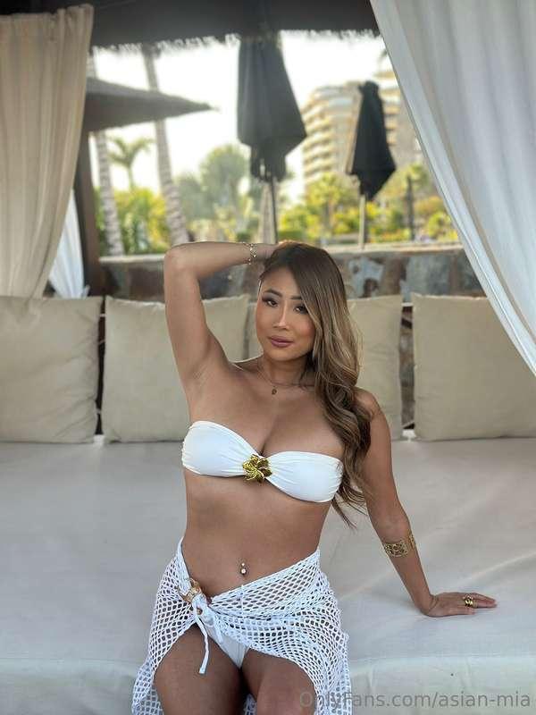 asian-mia image #0