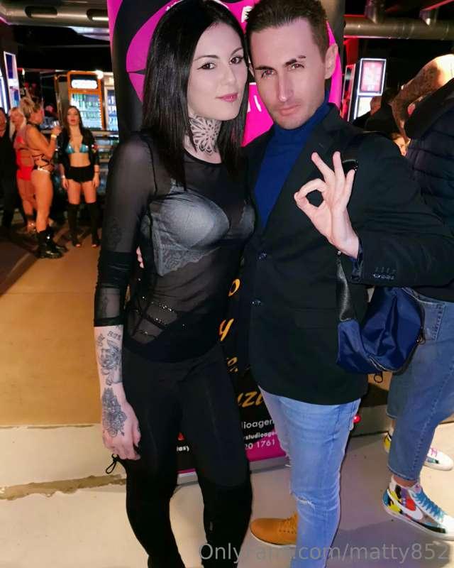 Cari  fans del mia pagina onlyfans correte subito a iscriver..