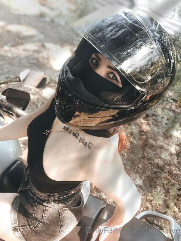 I know you like girls on bikes...I love speed and drive...an..