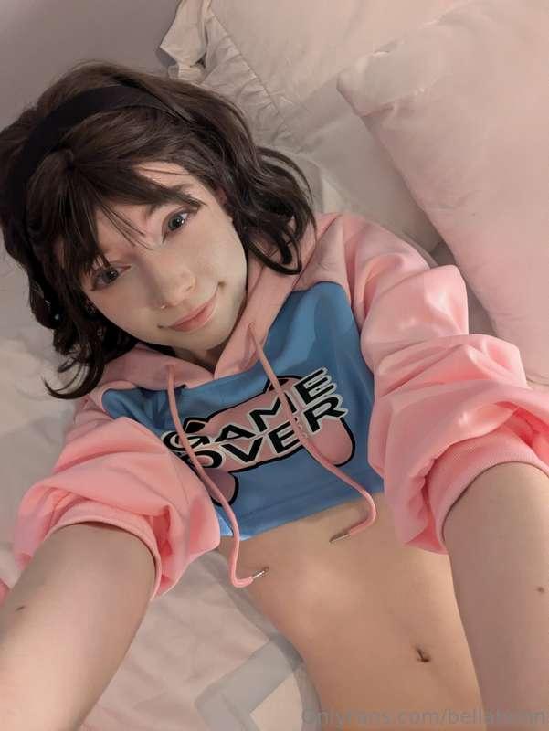 Do you want to cuddle in bed? 