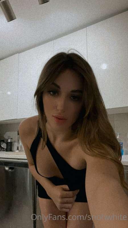 Am I sexy babe ? What do u think? 😇