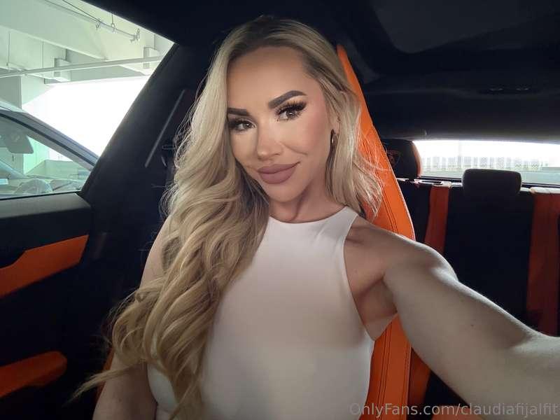Wanna race?😜 (jk I'm a passenger princess at heart💅😅)