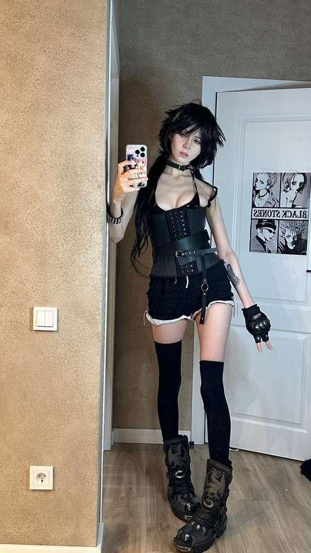yoursmalldoll image #2