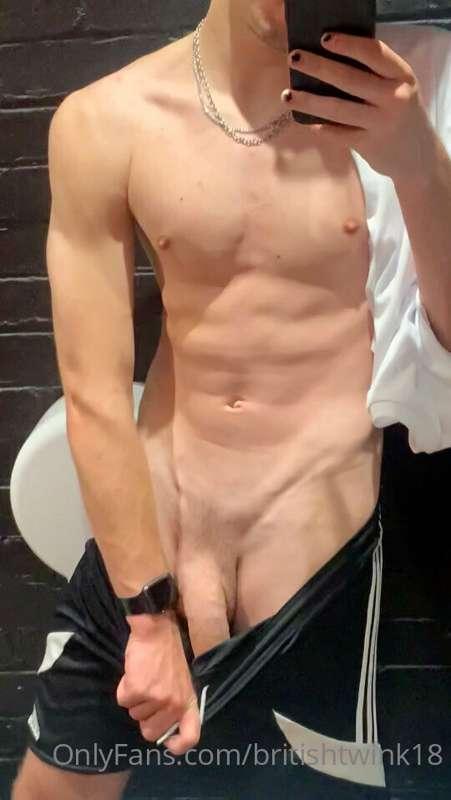 britishtwink18 image #2