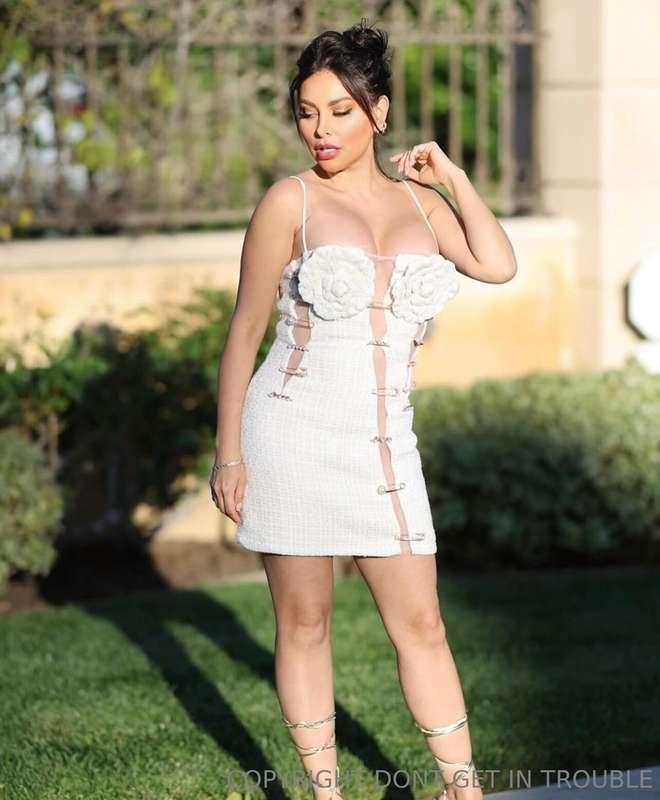 Apuesto que tengo tu atención ahora 😈💦💋