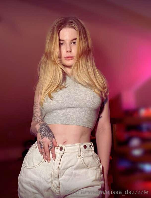 What clothes do you want to see me in today?🥰