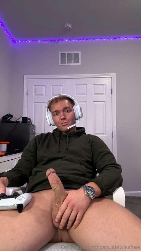 You love what you see, yeah🤩Feeling horny in my office
