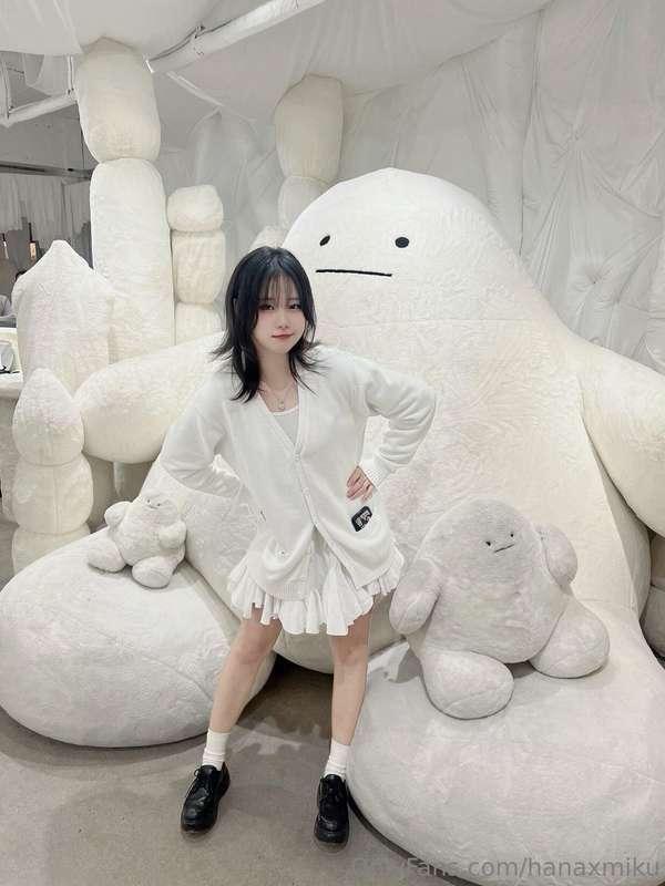 trying to blend in 😹