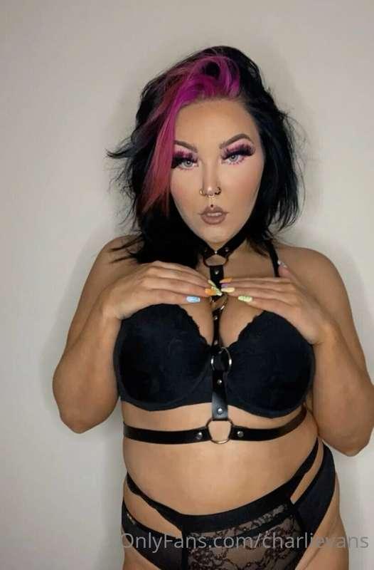 who loves the harness? ⛓