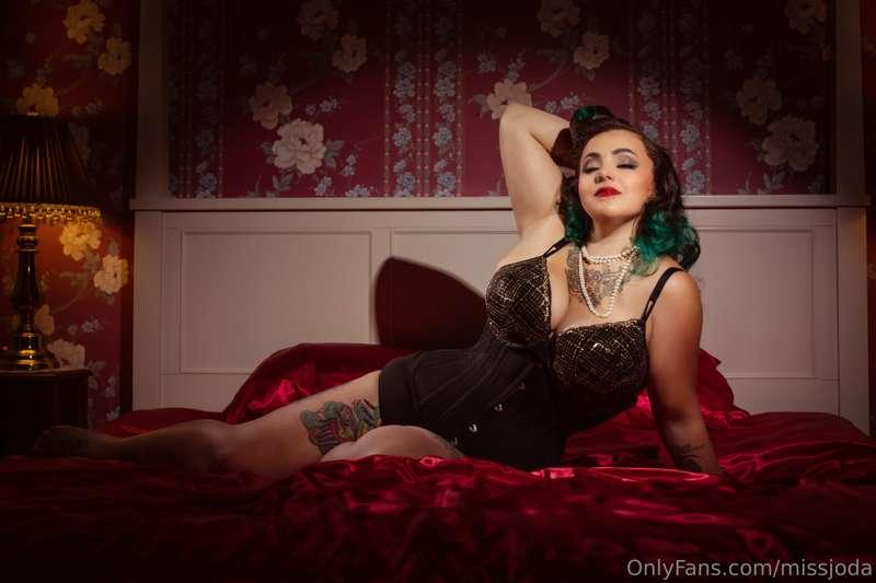 When it comes to vintage which do you prefer? Black and whit..