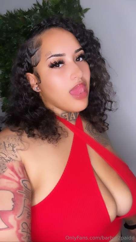Nut on my face 🤤