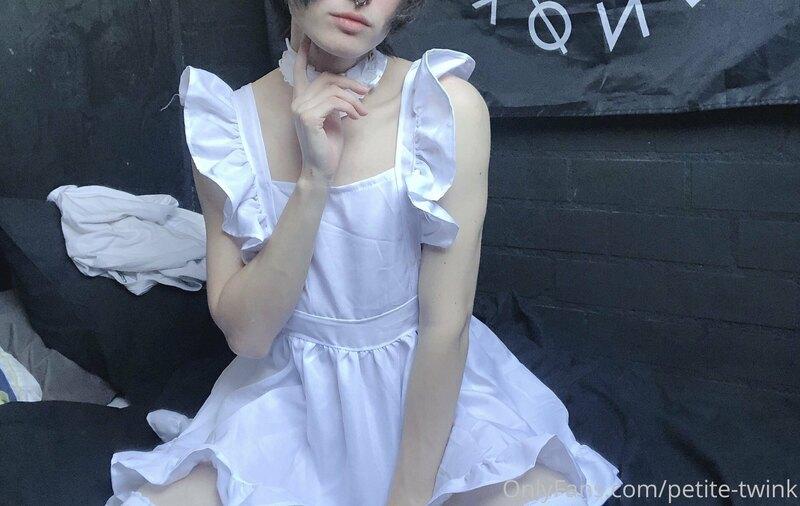 petite-twink image #5