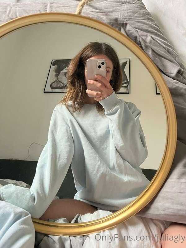 juliagly image #0
