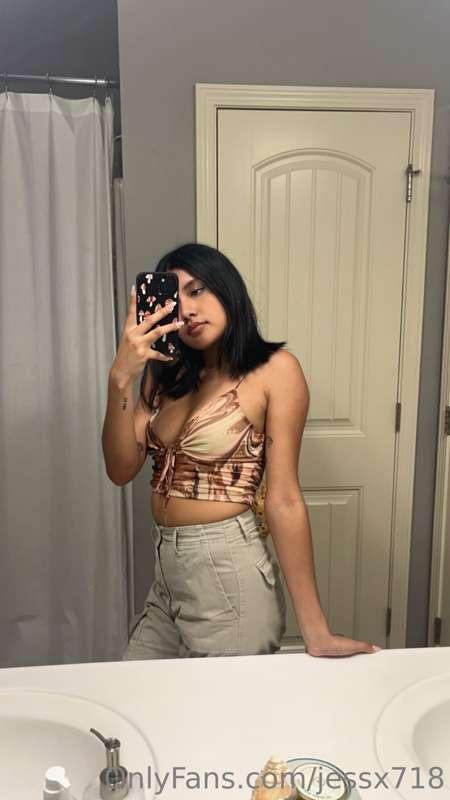 Hope everyone is having a good week so far!💕
Anyone who tips..
