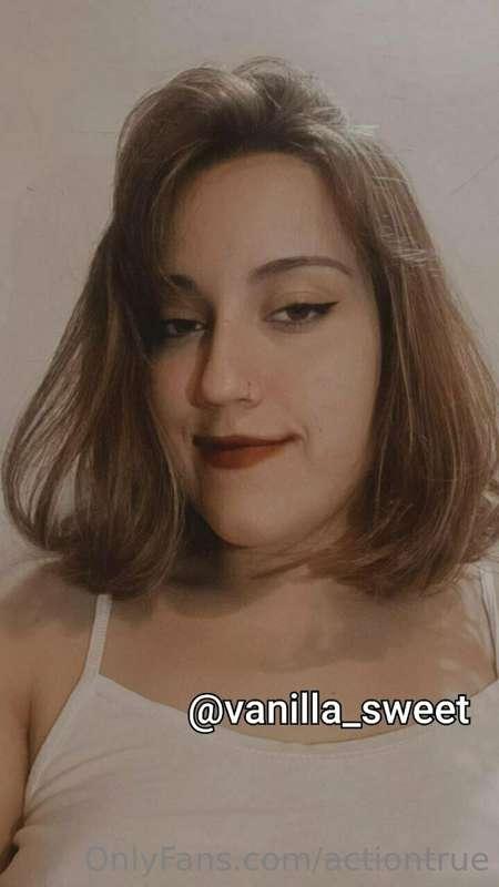 💛 @vanilla_sweet 💛
✨FUN AND SWEET✨B&G CONTENT✨NUDES✨Join me ..