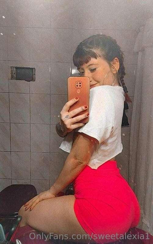What are you thinking? 🔥💖🎀✨🧚🏻