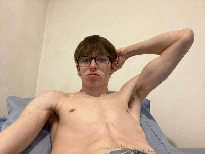 woahitsseven image #1