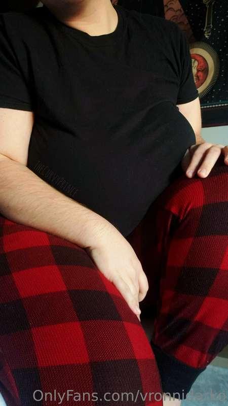 thecurvyprince image #1