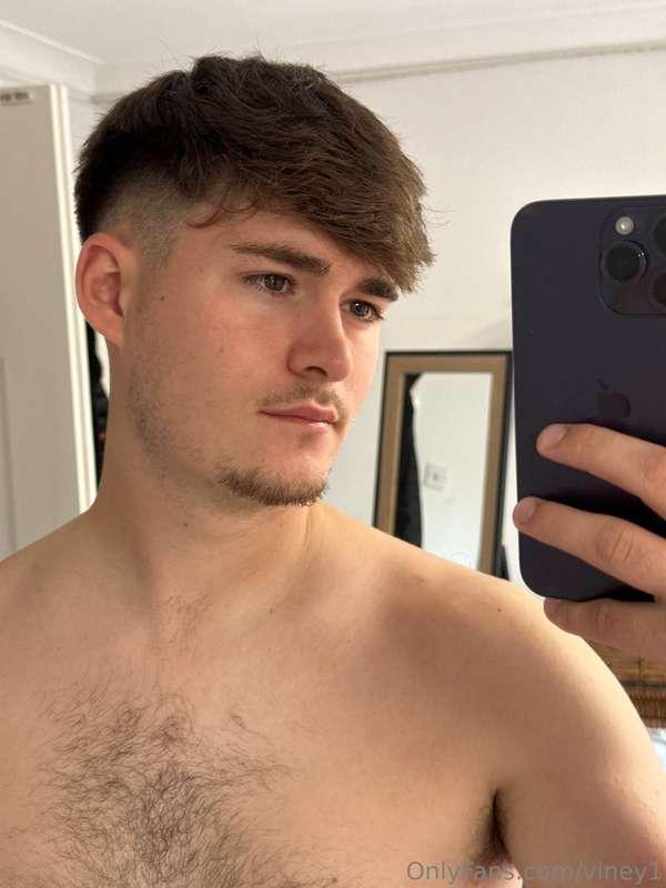 Come see me on my VIP page https://onlyfans.com/ethanvin…