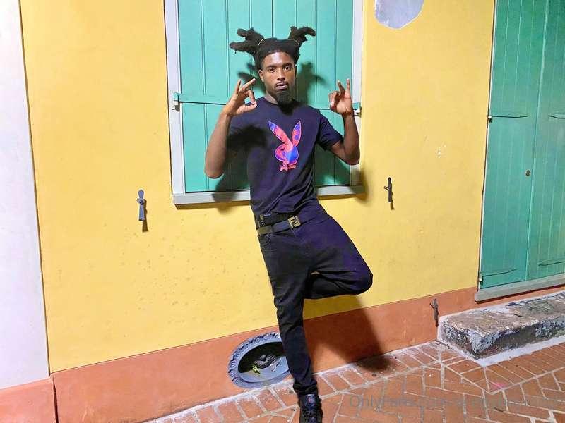 prettyboymitch image #0