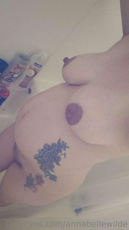 Shower time 💦💦💦💦
