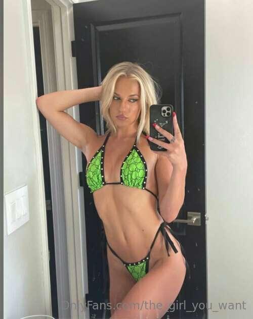 Sexy🥵 @ryleyreid19
❤️❤️❤️ Baddie with no limits 😈 Loves to r..