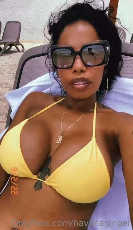 Catch me at the beach 🌞