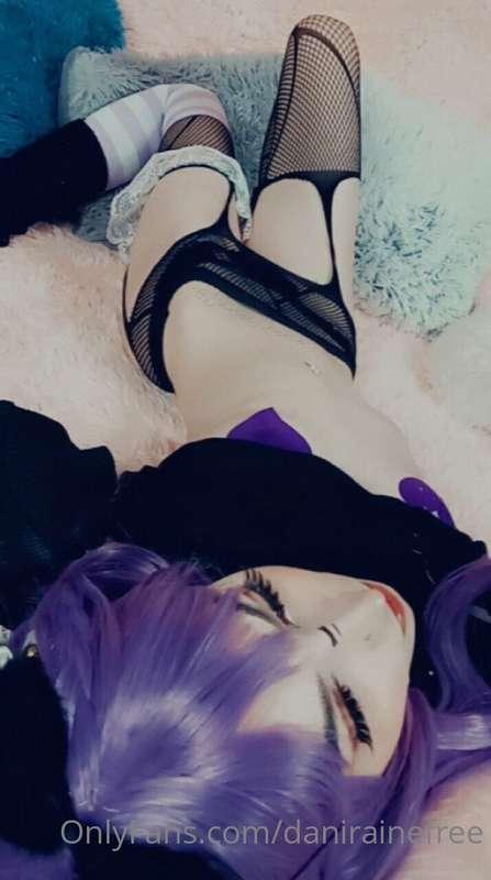 danirainefree main image