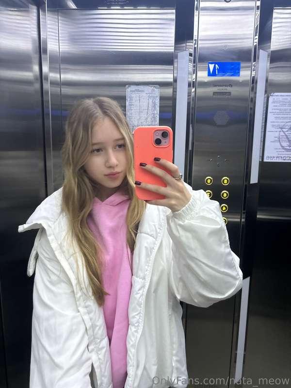 I need more clother for this weather 🤤#ai