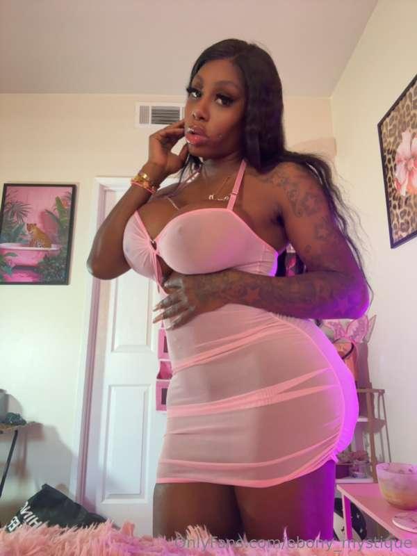 Happy titty Tuesday bby!! Today is so lovely! We are droppin..