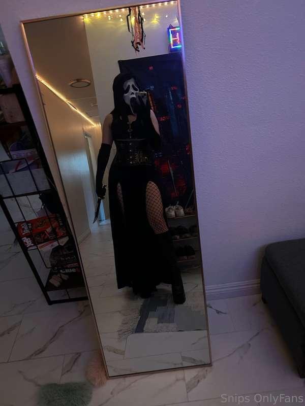 Go check your front door 🔪🩸