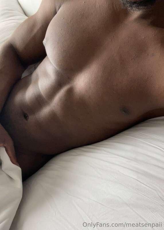 Aht aht! Where are you going? 🤨 Let’s stay in bed together a..