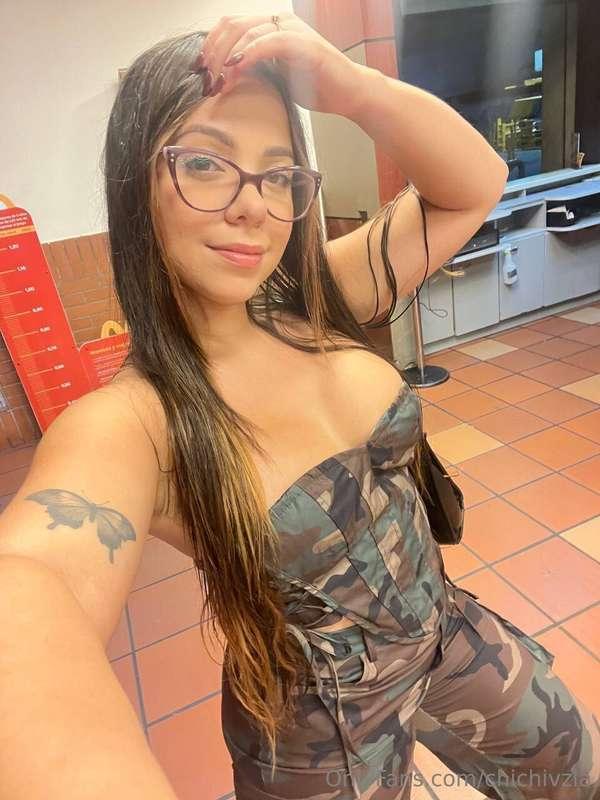 Let's have fun today! I'm in a good mood. 🥵 I'm waiting for ..