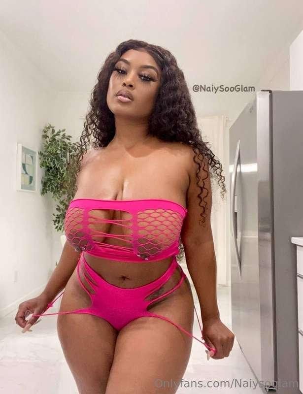 Online waiting on you like 😏💕