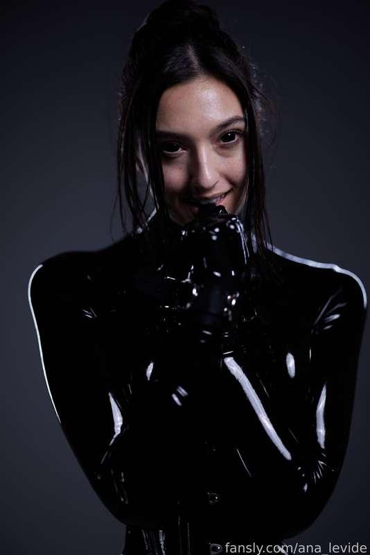 ana_levide image #221