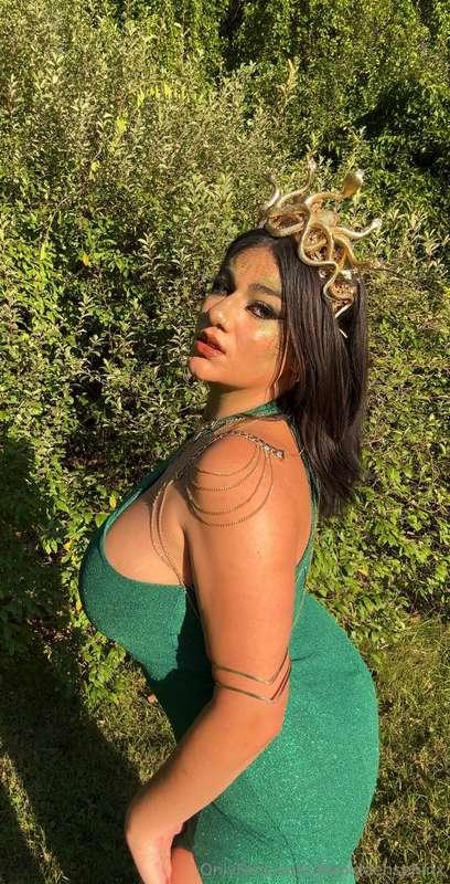 I like you hard as stone … 🐍 