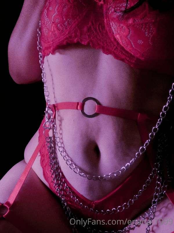 tell me a pose you like ♥️🔥