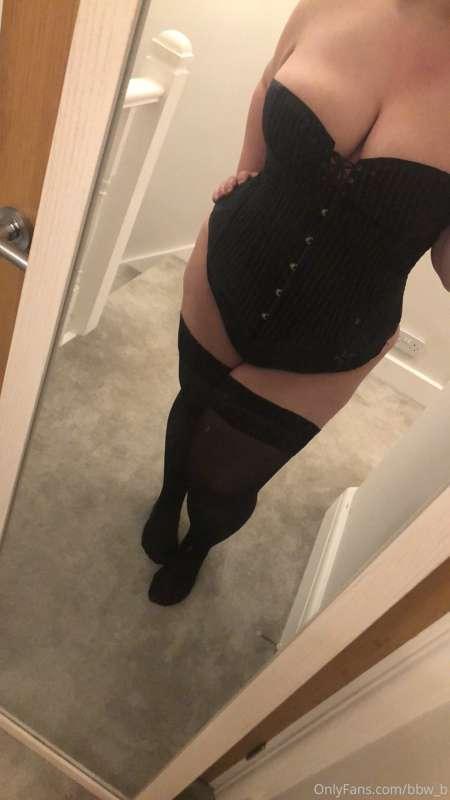 This pinstripe corset is my favourite. Do you like it? (Scro..