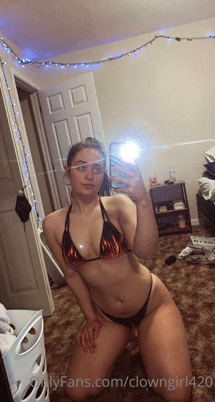 clowngirl420 image #7