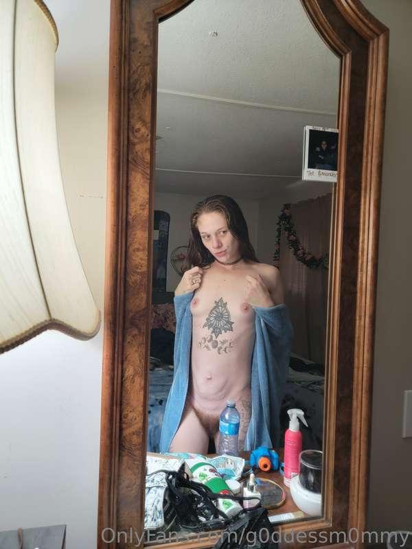 g0ddessm0mmy image #2