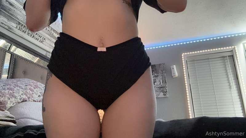 should i take it off? 💋