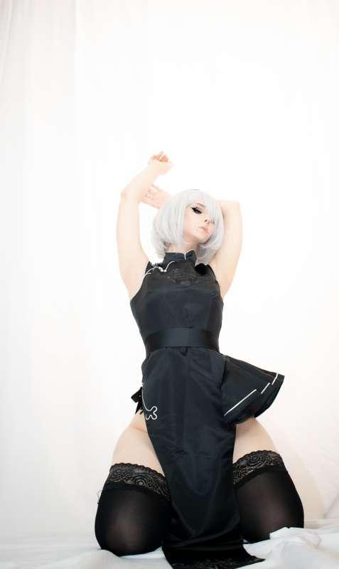 2B cosplay