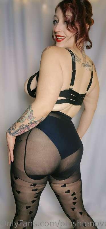 Editing this little set tonight ♡