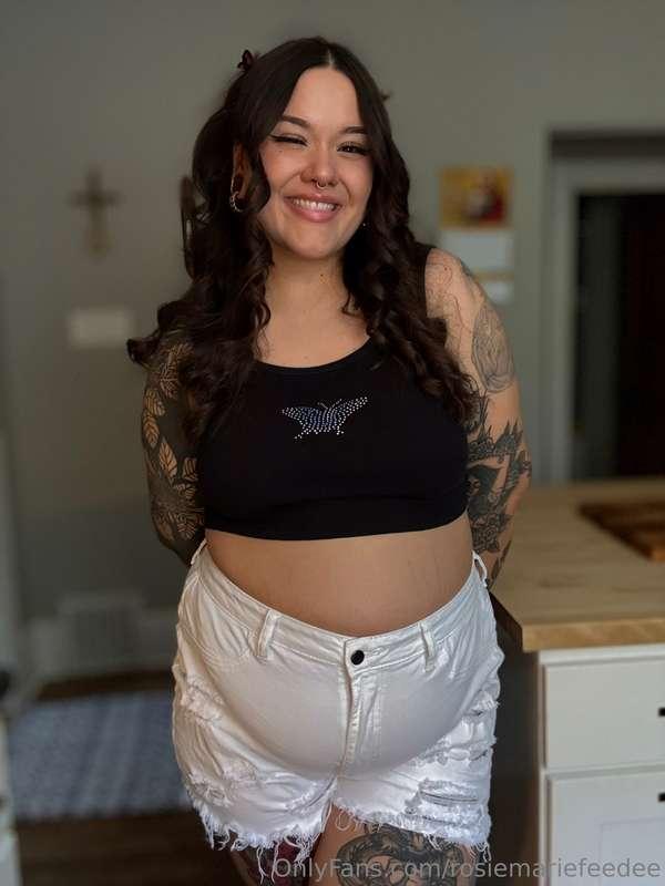 Gut & butt 🤰🏻🍑