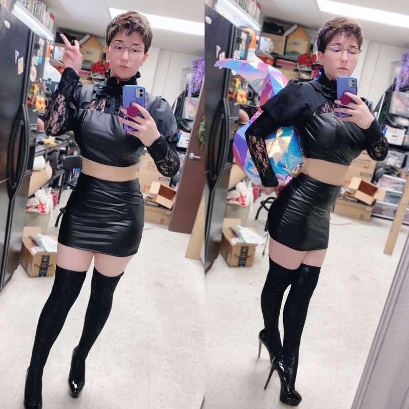 K/DA Ahri WIP!! 🖤💕